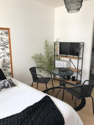 Appartements Pyrenees-Barthou 波城 外观 照片